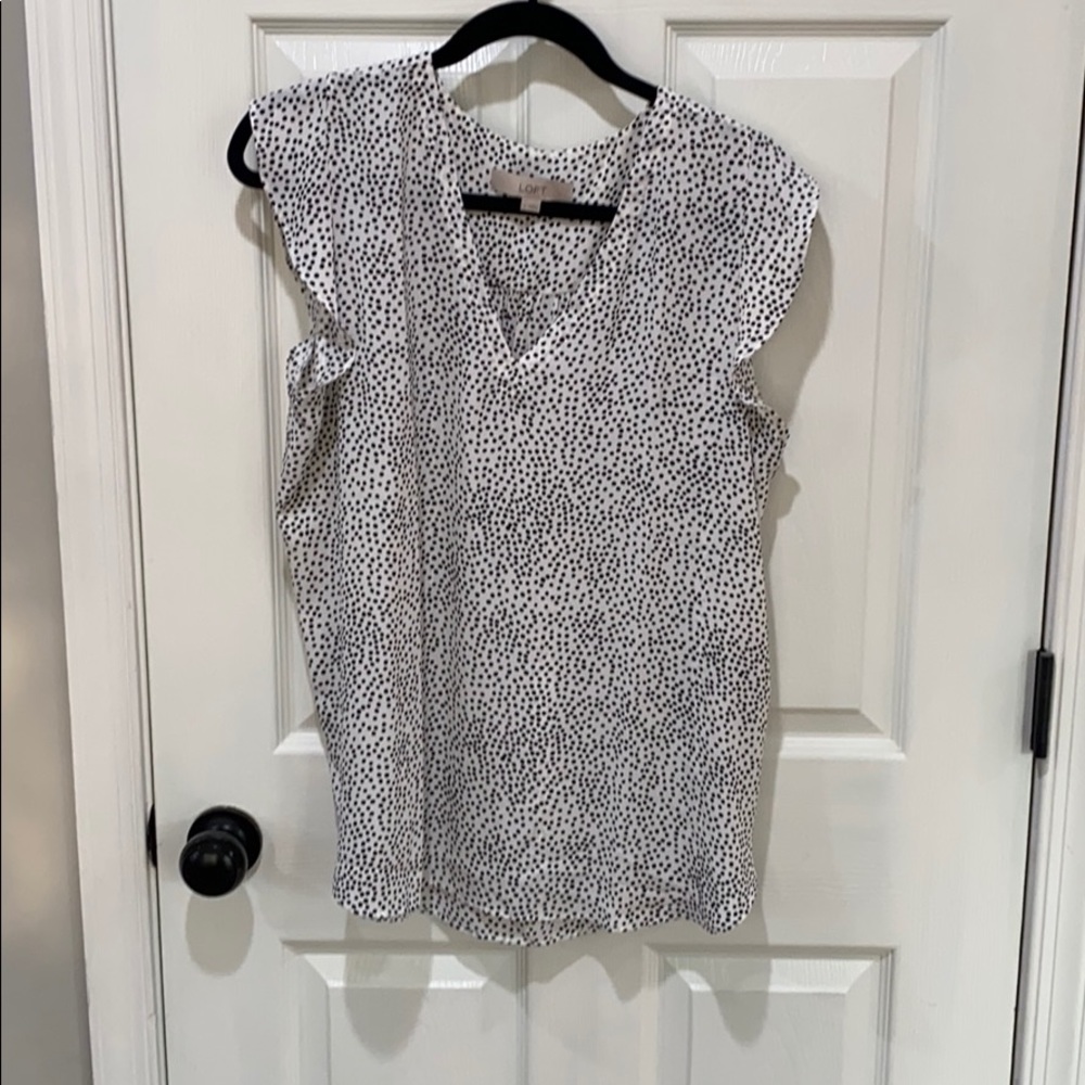 Flutter sleeve tank/blouse from loft
